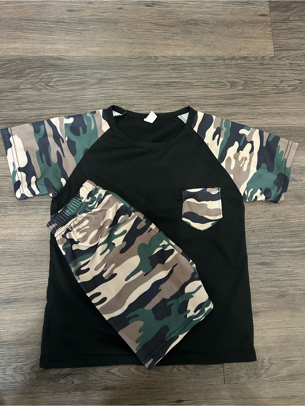 3/$12 Boys Camo Matching Shorts Set Size Small